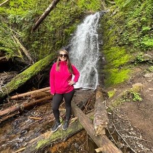 Meet your Posher, Jessica